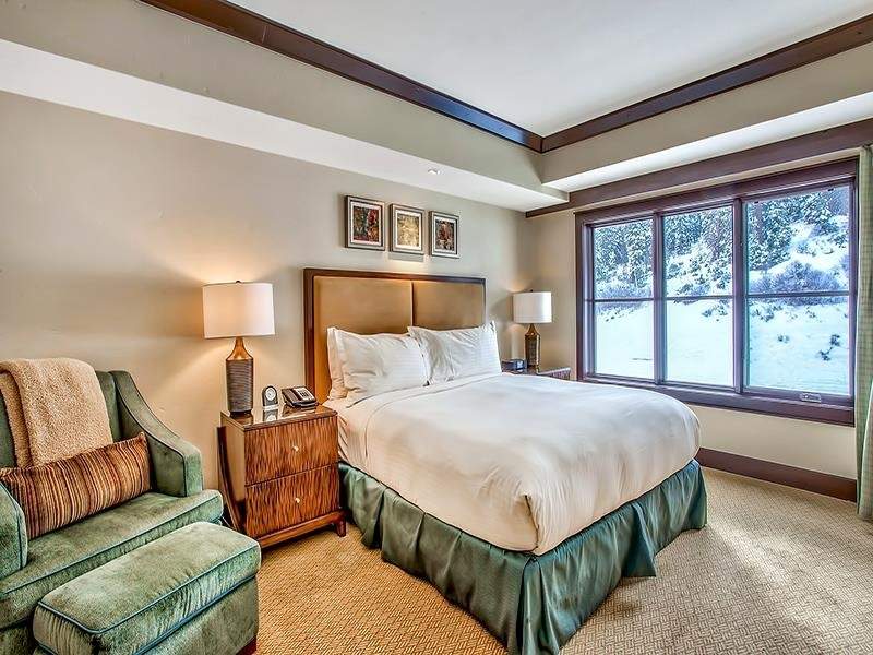 13051-Ritz-Carlton-Unit-4405-13 13051-Ritz-Carlton-Unit-4405-13