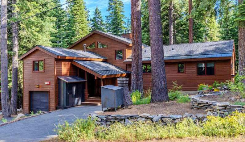 615 Woodchuck in Carnelian Bay
